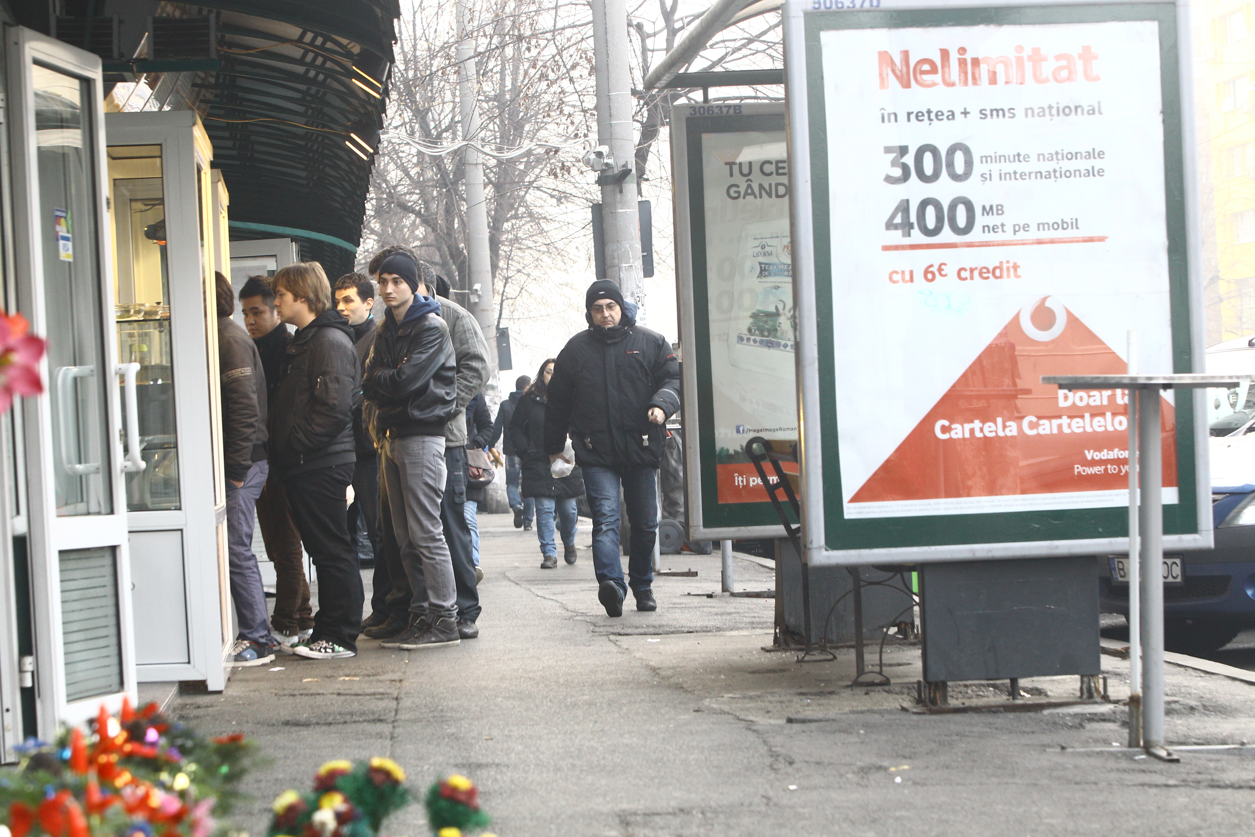 Dan Teodorescu si-a luat shaorma la pachet