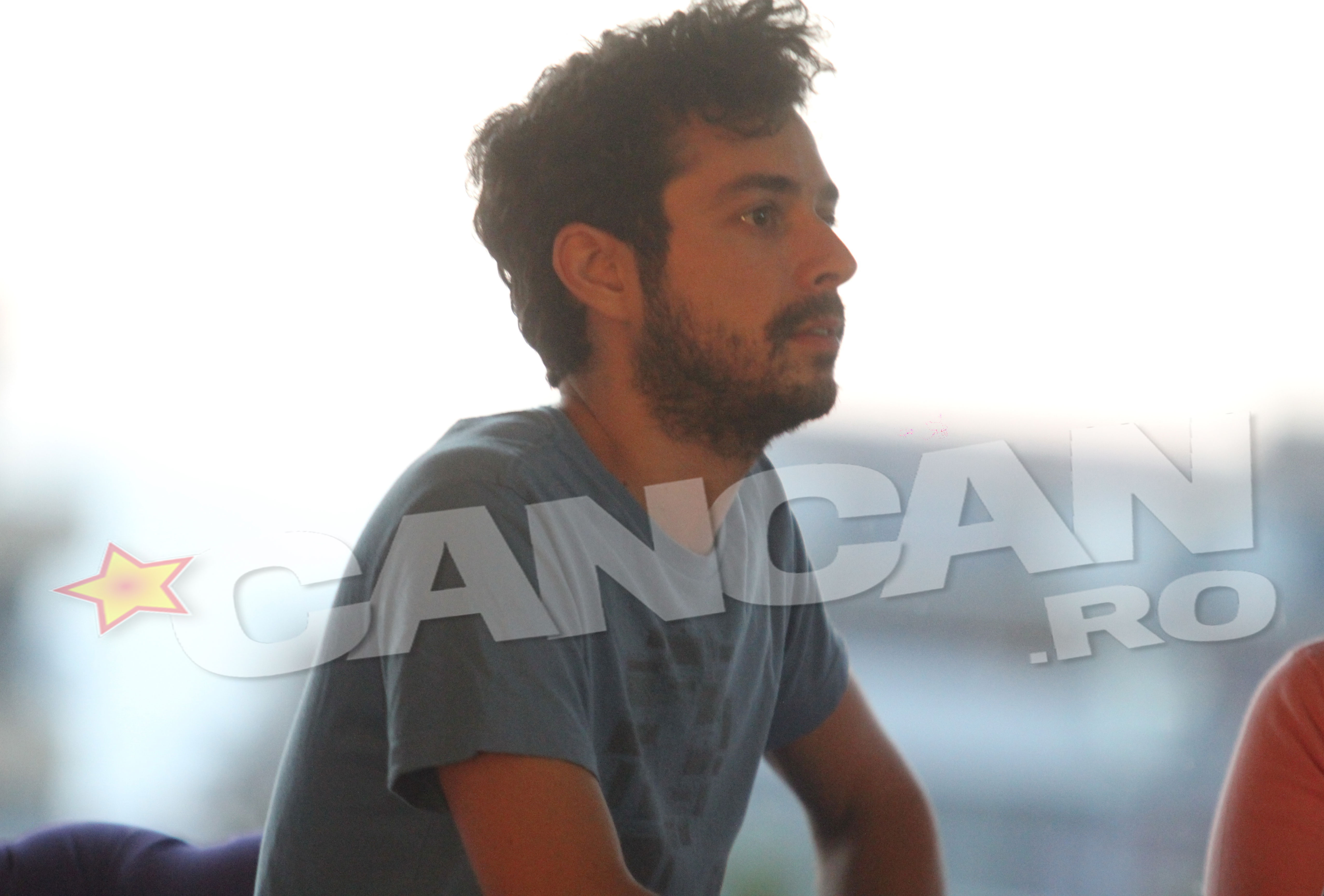 Marius Moga si-a amintit de copilarie, cand isi colinda vecinii in Alba Iulia