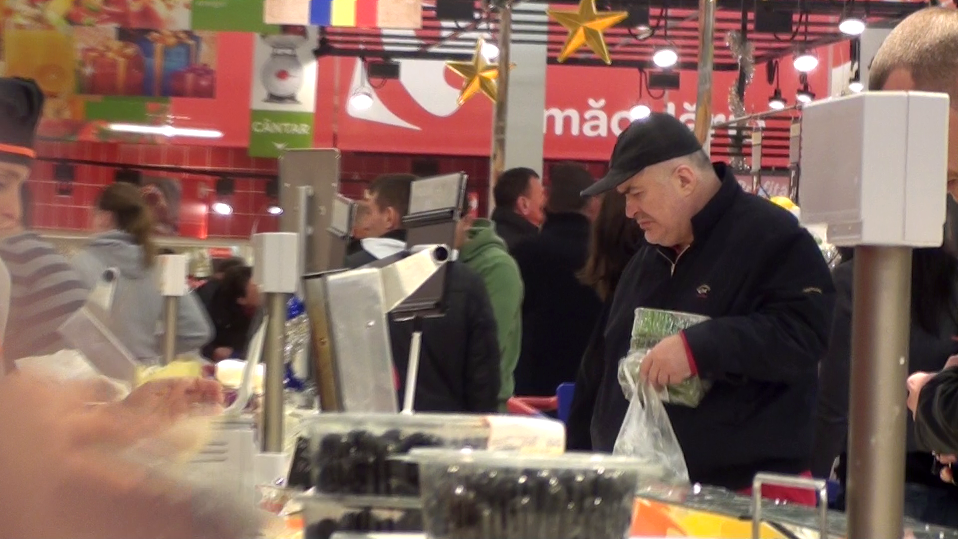 Actorul studiaza bine inainte de a cumpara ceva