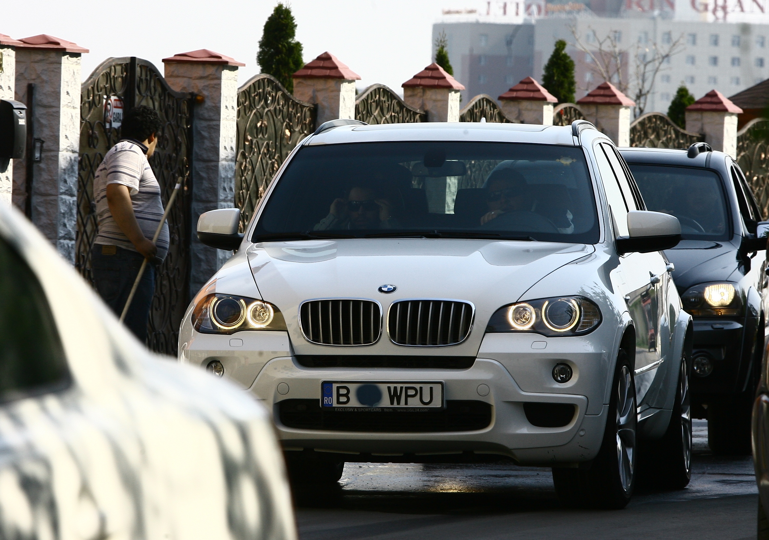 Cantaretul a mai avut si un automobil de teren