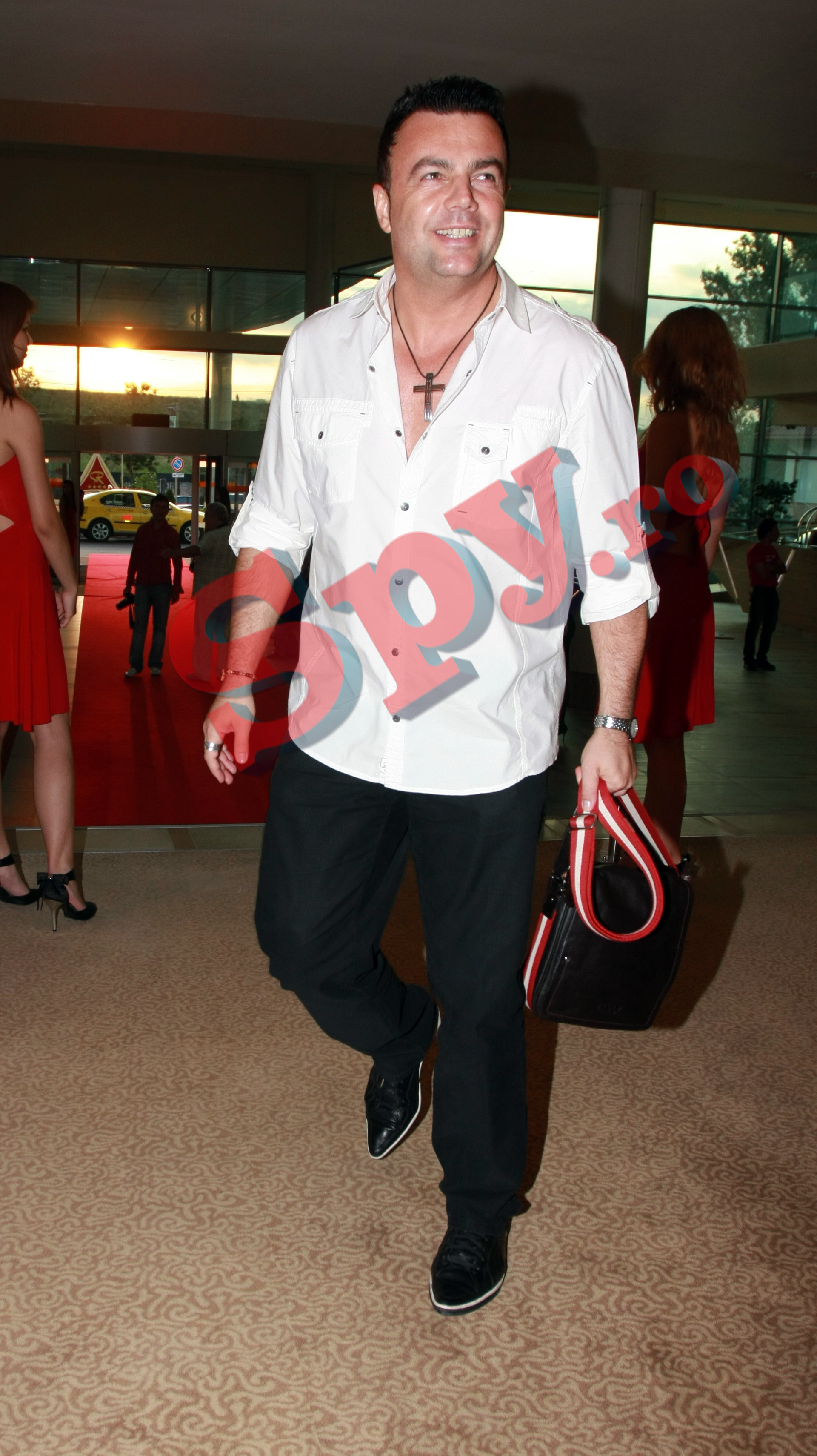 Enache a fost un cuceritor inca din adolescenta