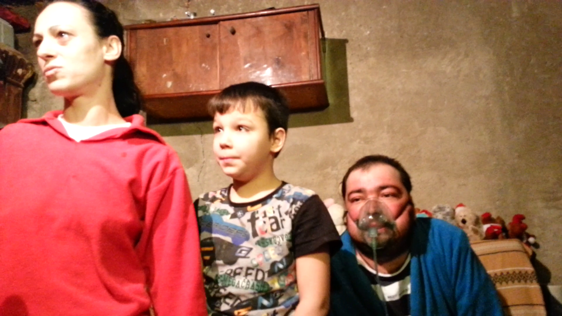 Lacramioara, Ion si fiul lor au ramas muti de uimire cand au vazut cate cadouri au primit