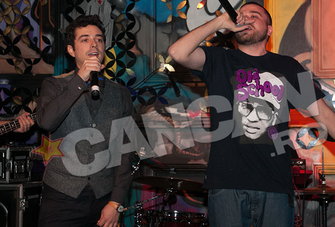 Sarbatoritul nu s-a putut abtine si a cantat