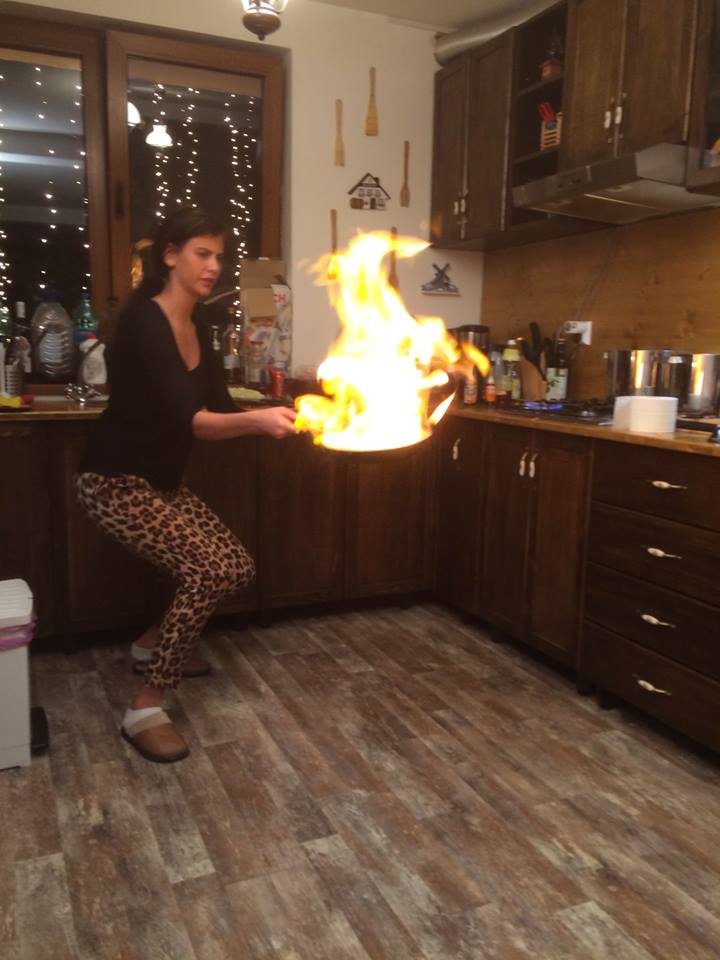 In ciuda faptului ca stie sa gateasca, Roxana mare are si momente de cumpana