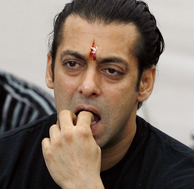 Salman a recunoscut ca sufera de 