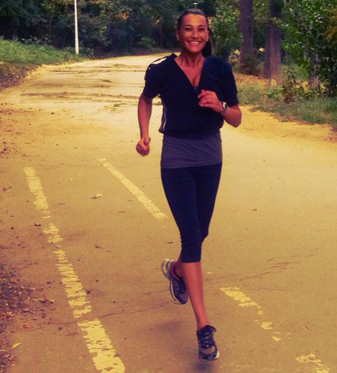 Claudia face sport dimineata, la pranz si seara