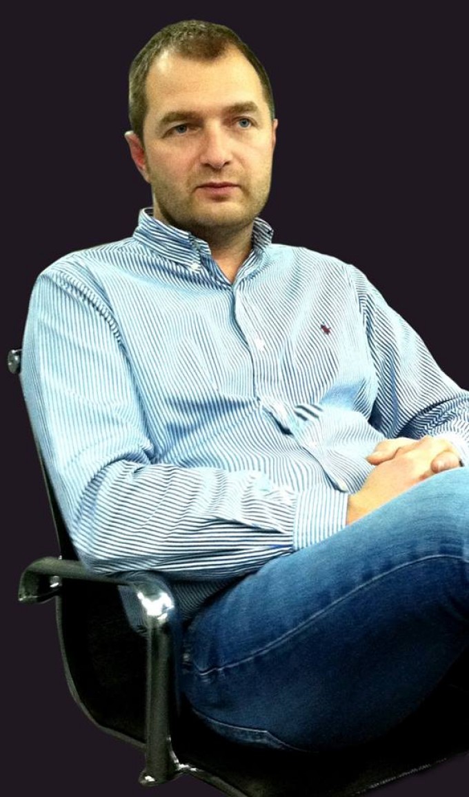 Redactorul sef al celui mai tare site tabloid din Romania este de parere ca Bianca Dragusanu nu a renuntat la Cristea