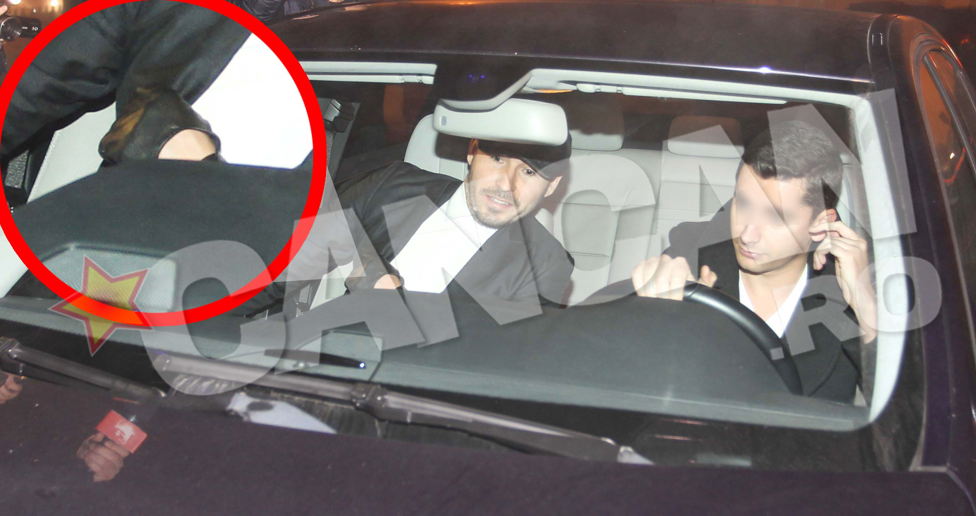 La sosirea pe Otopeni, Cristea purta manusile de piele