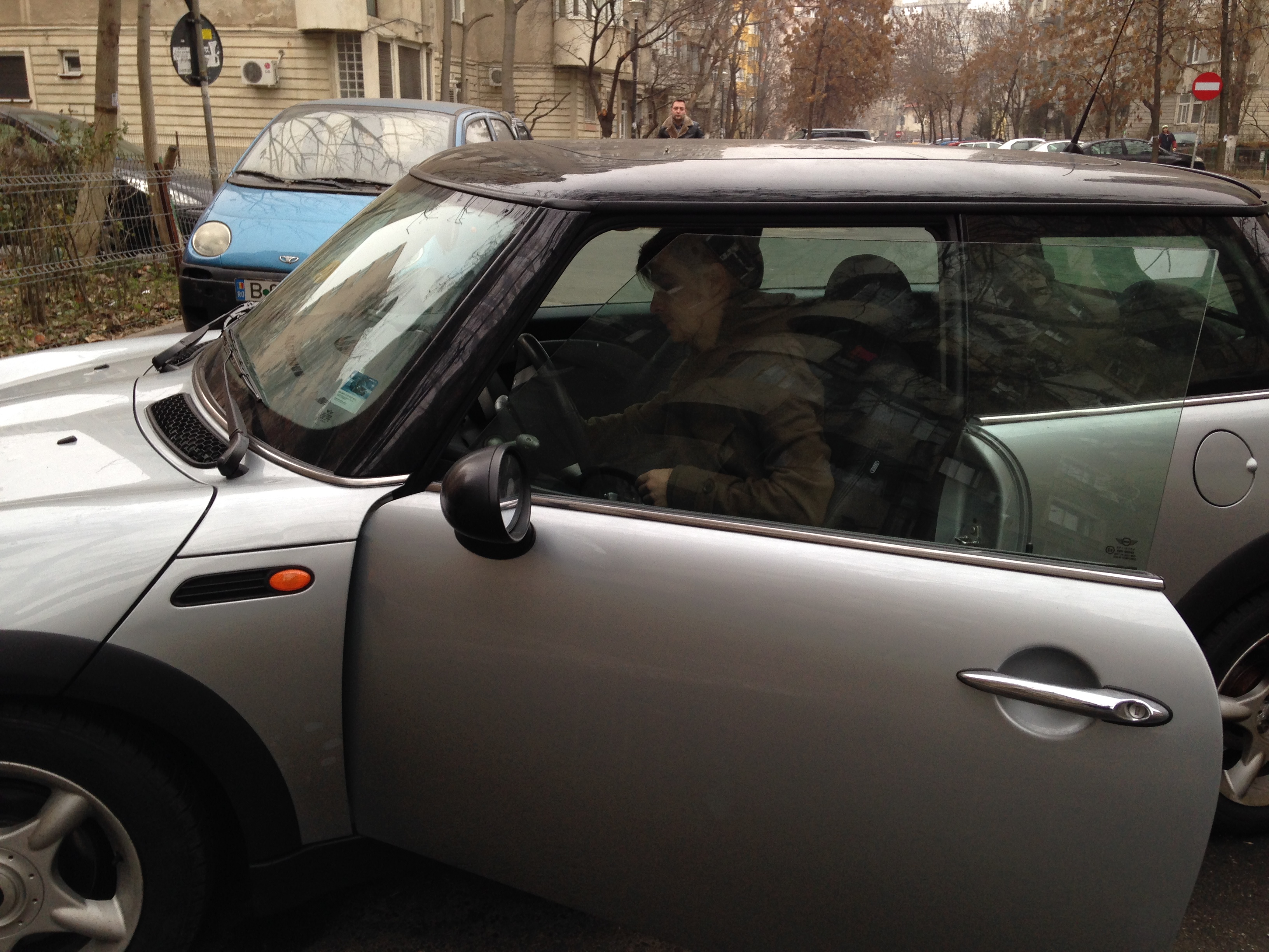 Andrei Leonte, la volanul noului sau Mini Cooper sursa: arhiva personala