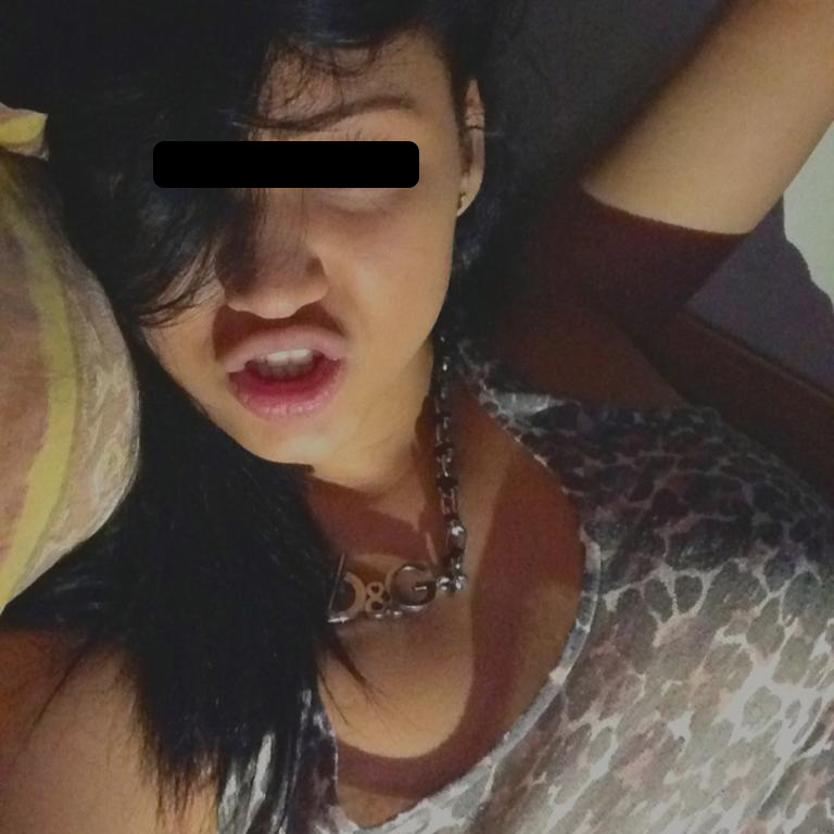 Oanei ii place sa pozeze sexy