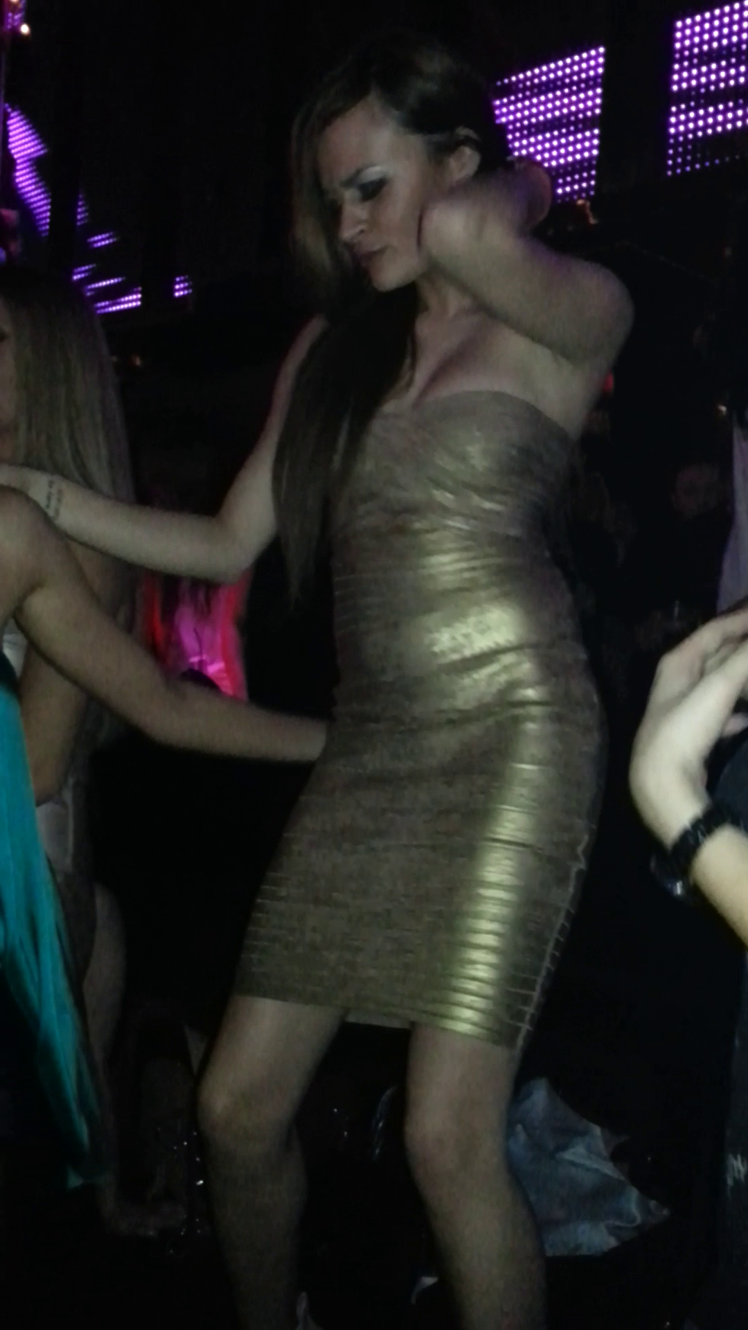 Tanara a primit toata atentia cuvenita unei sarbatorite