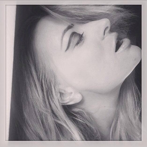 Nu a recunoscut niciodata, dar Delia si-ar dori sa aiba un nas putin mai mic