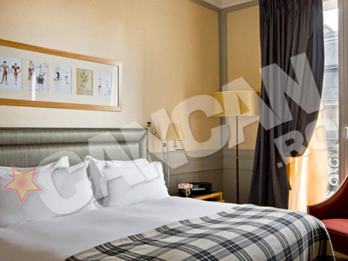 Cristea a cazat-o pe Bianca intr-un hotel de lux