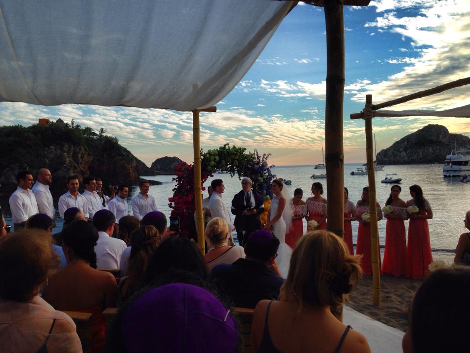 Alexandra si Dimitry au avut o nunta relaxata, in Mexic