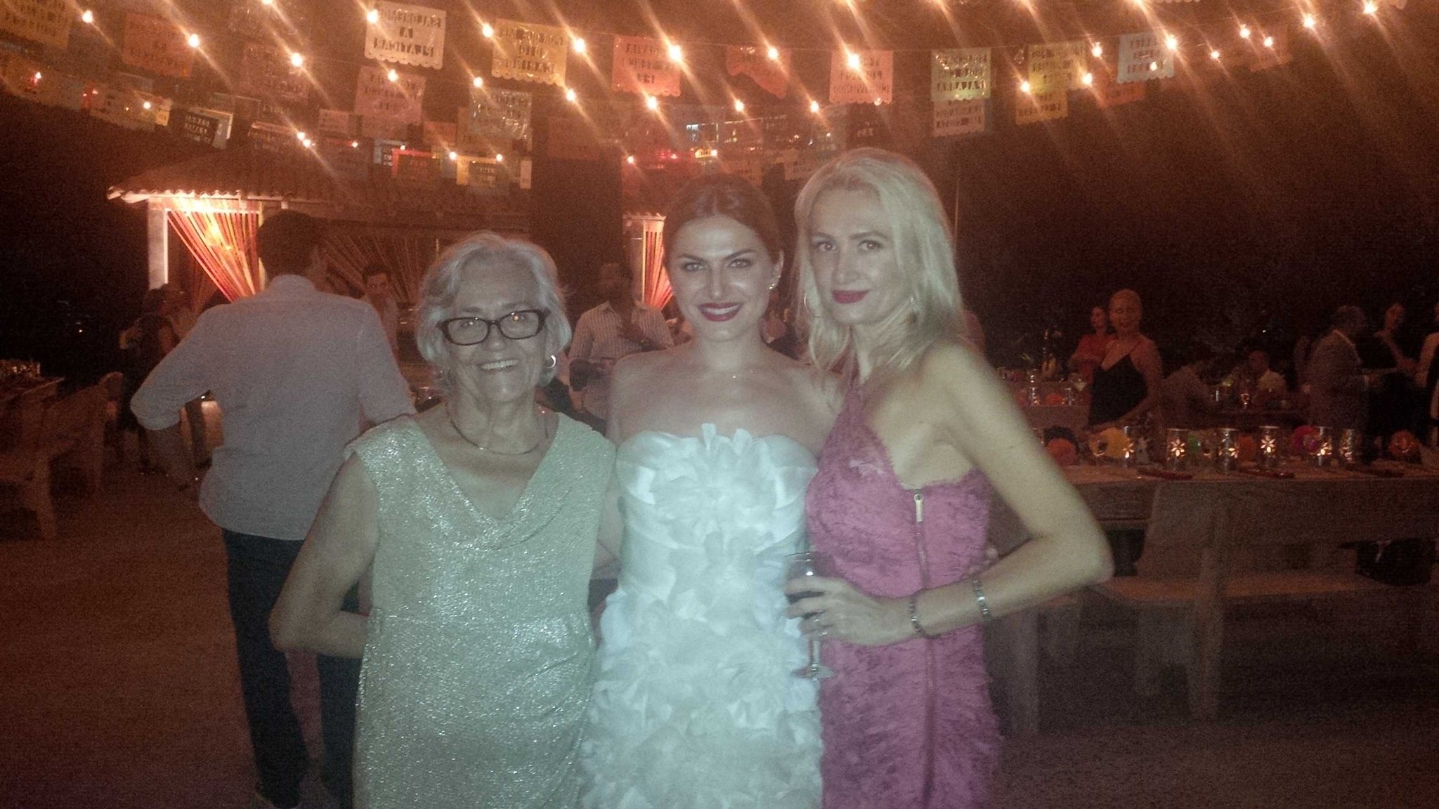 Trei generatii- Alexandra, cu mama si bunica ei