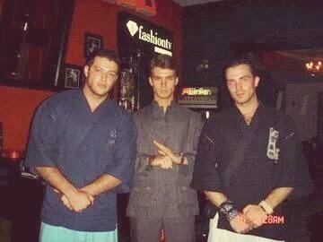 Aureliu, Bogdan Vladau si Victor sunt prieteni de multi ani