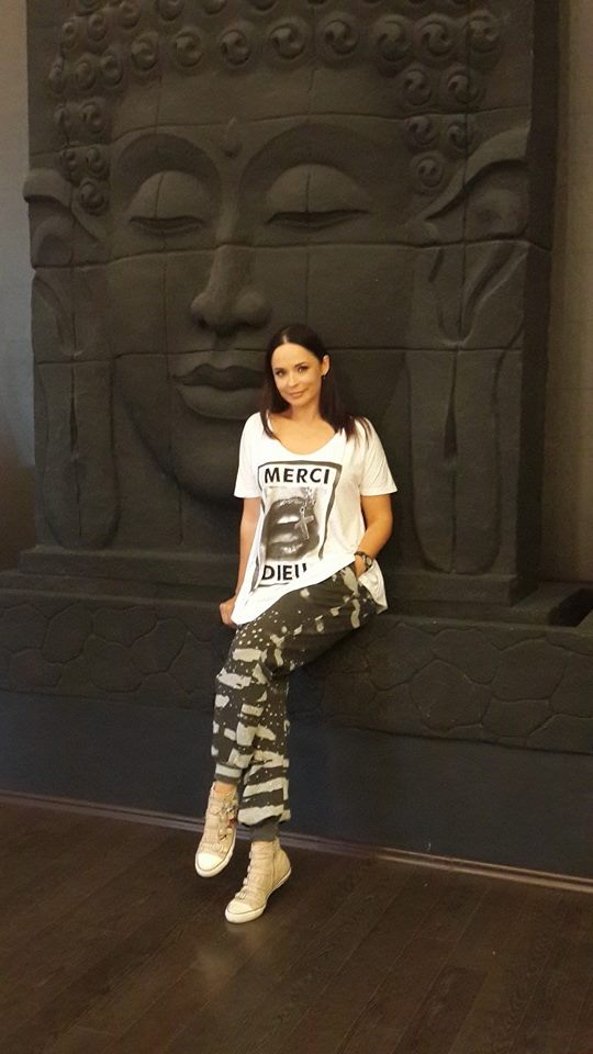 De cand a slabit, Andreea Marin arata ca o adolescenta de 20 de ani sursa: arhiva personala