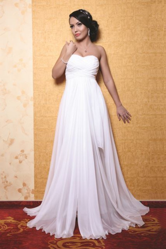 Andreea nu a mai apucat sa imbrace rochia de mireasa alaturi de Stefan sursa: arhiva personala