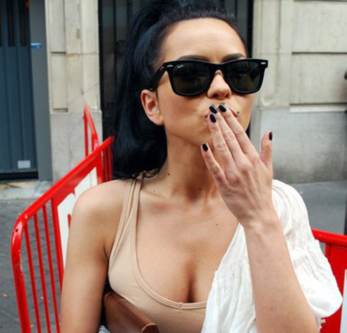 Cand a aflat de inselatorie, Inna si-a atentionat imediat fanii. Pentru unii dintre ei, a fost prea tarziu