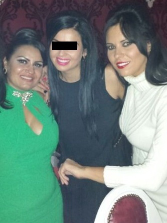 Sotia lui Adi Minune (stanga) i-a facut cunostinta manelistului cu Raluca