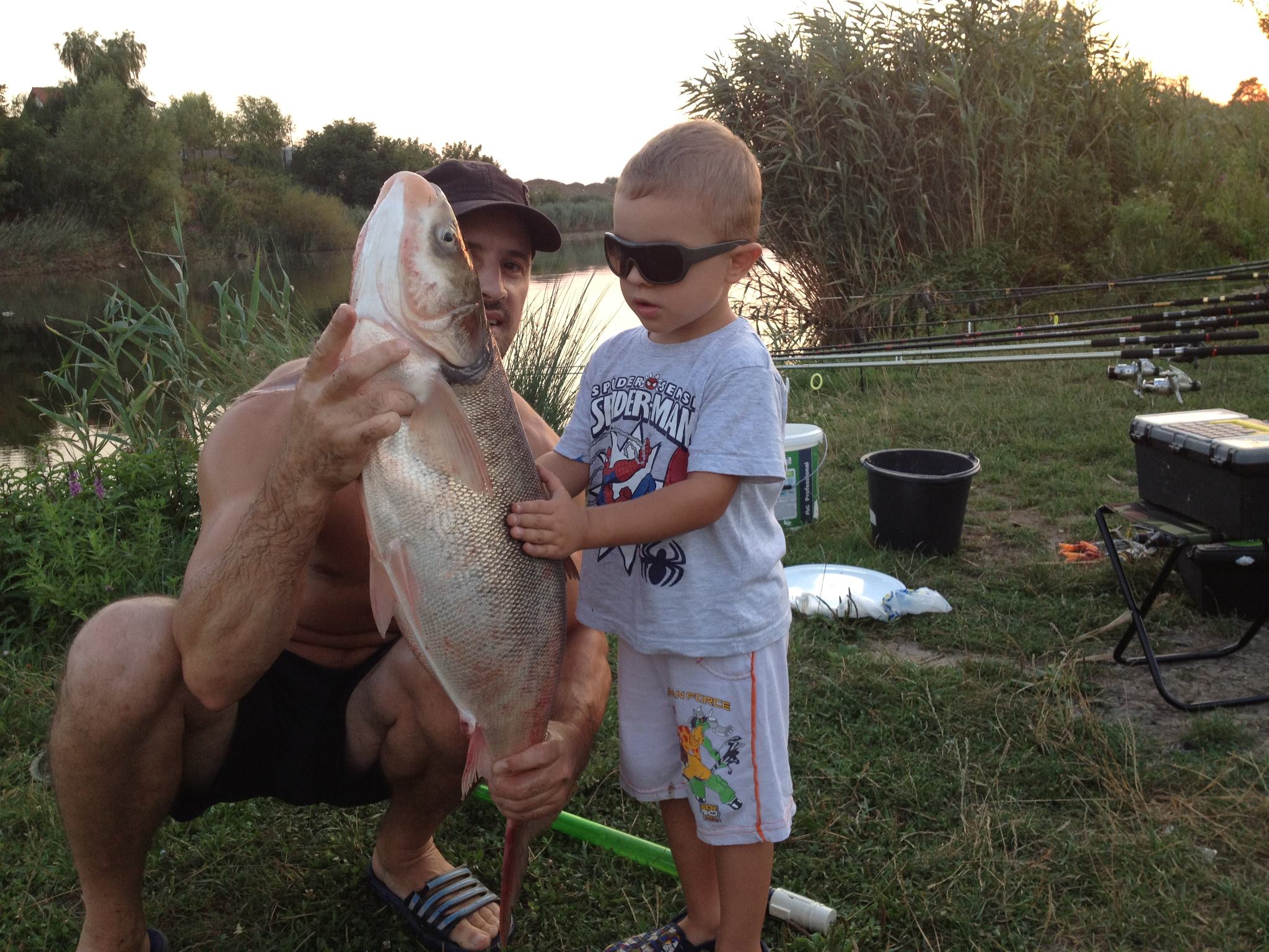 Cezar este foarte mandru de captura tatalui sau sursa: arhiva personala