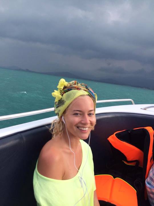 Laura Cosoi, 100% naturala in vacanta exotica