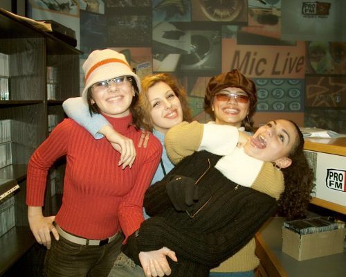 Minola, Diana, Tina si Aylin, pe vremea cand cantau in Pops