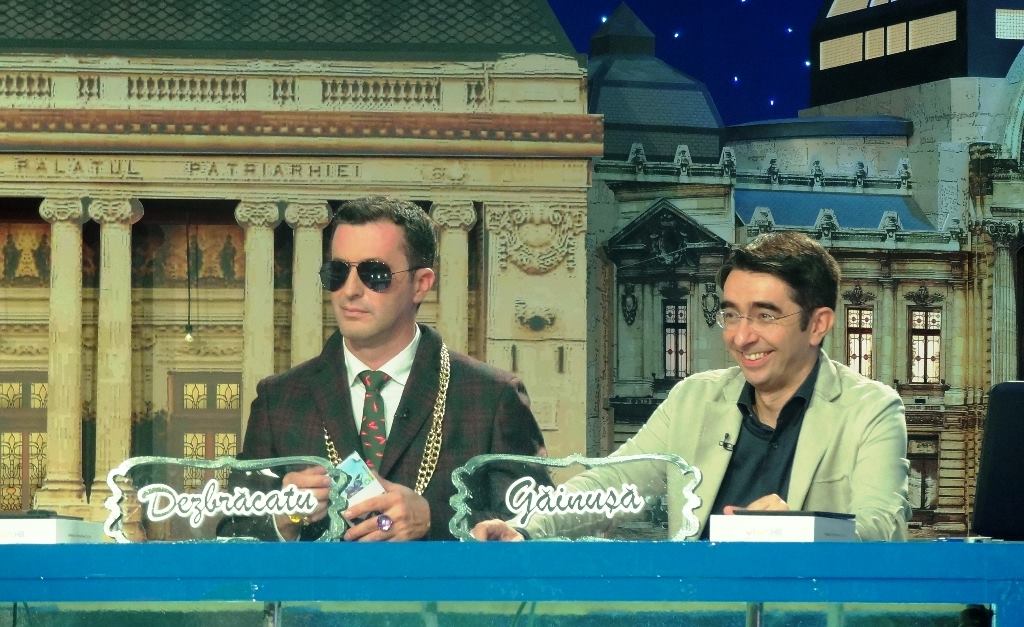 Dezbracatu prezinta alaturi de Gainusa Cronica Carcotasilor