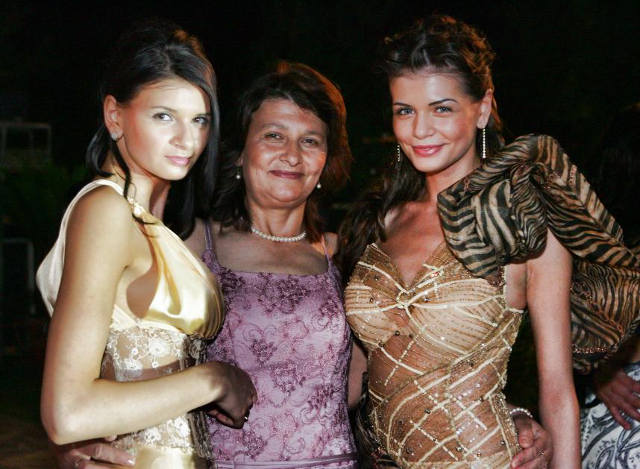 Mama surorilor Gabor a murit anul trecut, la sfarsitul lunii august