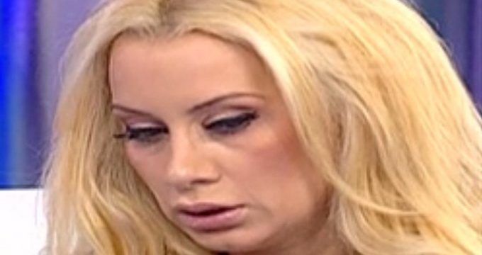 Simona trece printr-o perioada dificila, din care nu crede ca va iesi prea curand