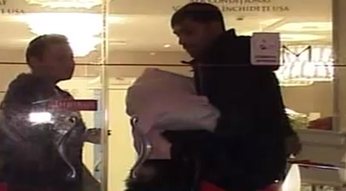 Connect-R si-a luat miercuri seara fetita acasa