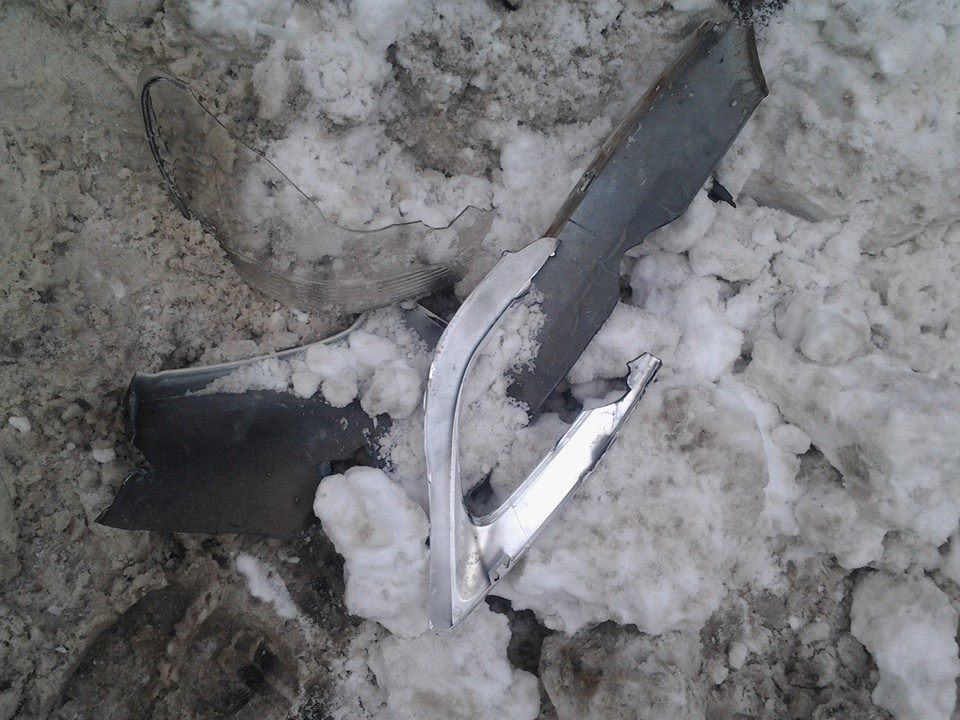 Luana i-a rugar pe fanii de pe Facebook sa ii dea like la pozele cu masina avariata