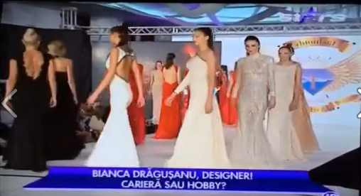 Roscata si-a prezentat cea mai recenta colectie pe scena de la Bucharest Fashion Week