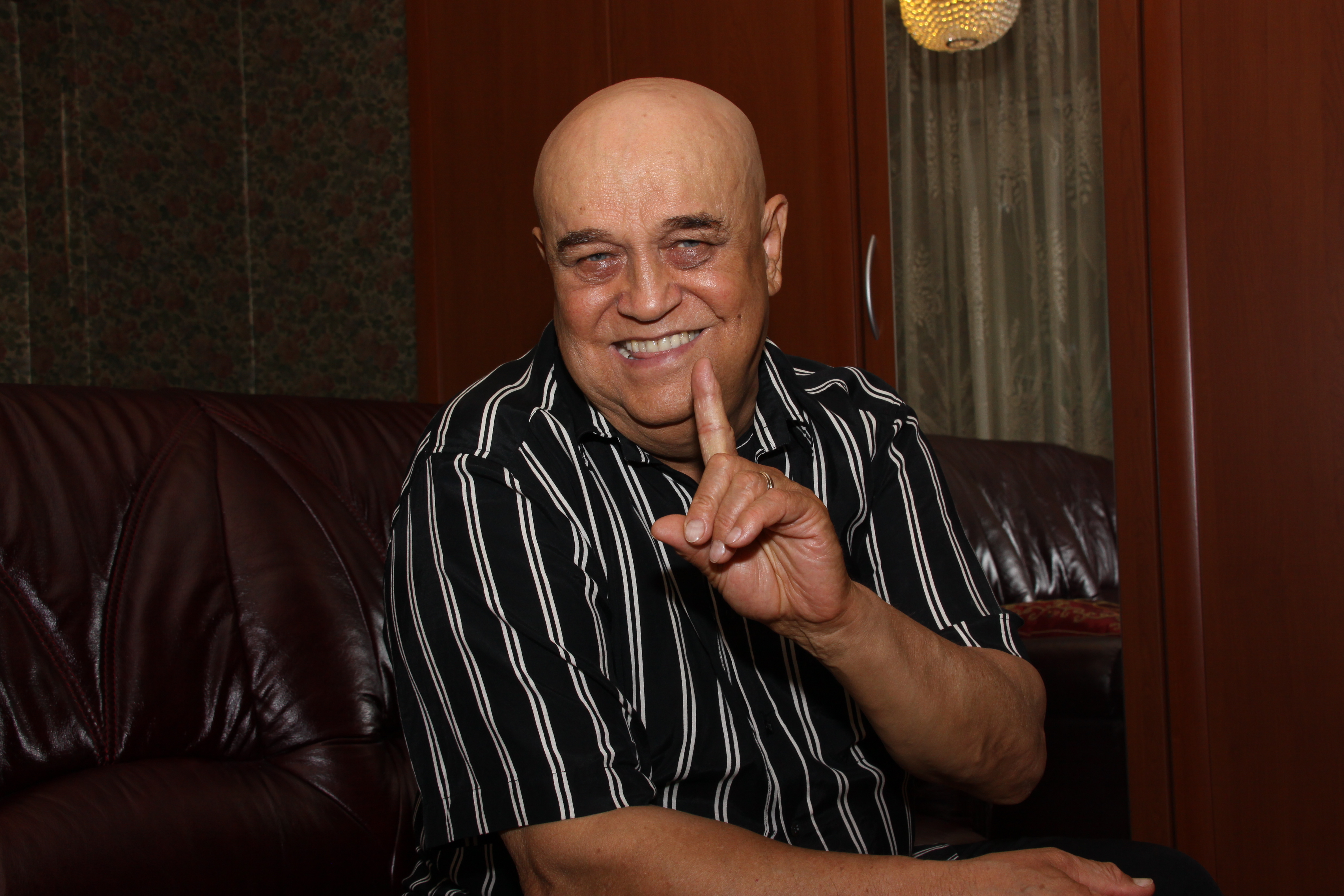 Benone Sinulescu isi iubeste sotia ca in prima zi