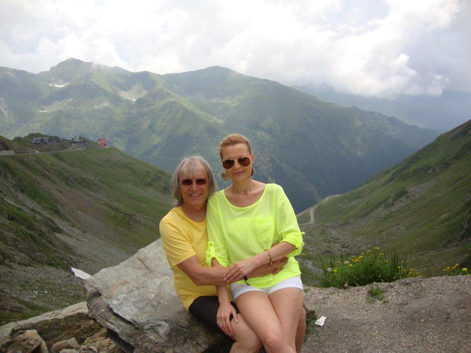 Simona si Mihai, intr-una dintre vacantele petrecute impreuna sursa: arhiva personala