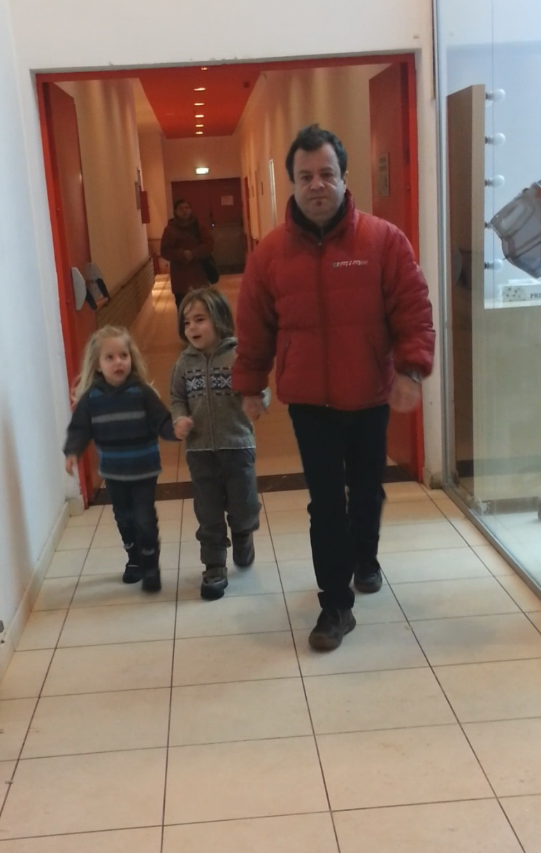 Actorul are mare grija de copiii sai