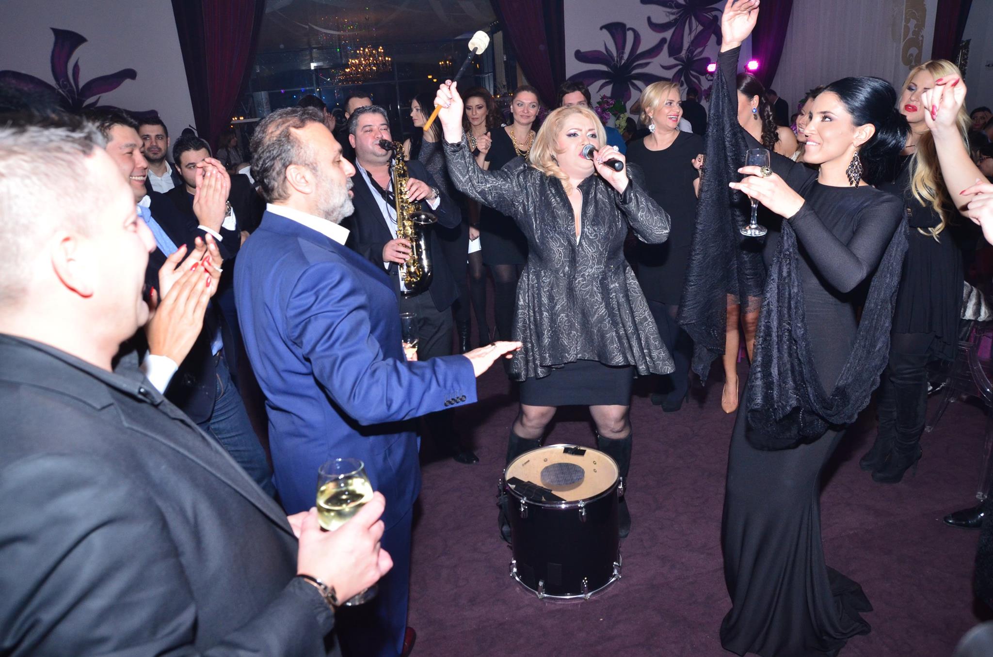 Adelina a purtat o rochie special creata de Paula Milea pentru ea