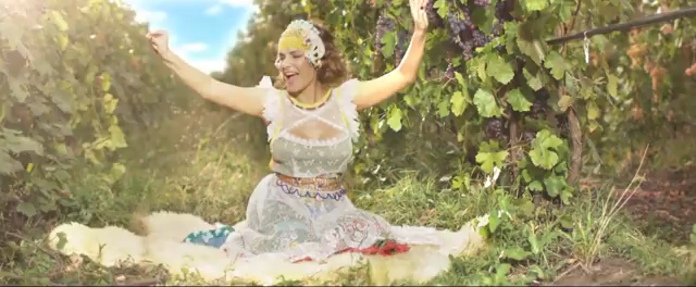 Anna a filmat clipul 