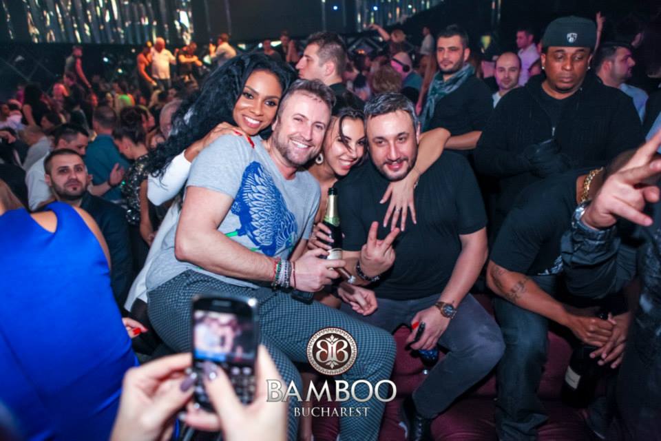 Designerul pare sa arate destul de bine