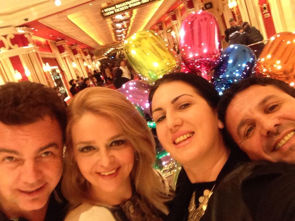 Adrian si Iuliana sunt in America impreuna cu familia Paleru