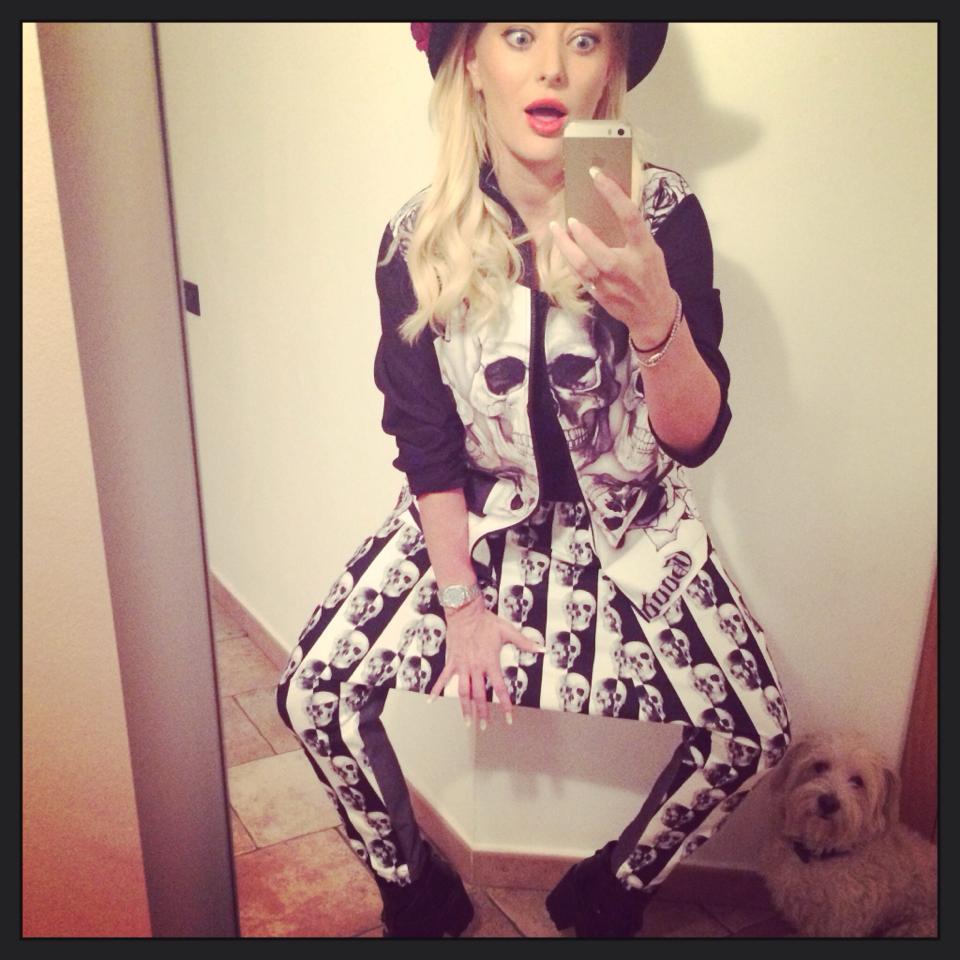 Delia si-a uimit fanii cu tinuta pe care a purtat-o