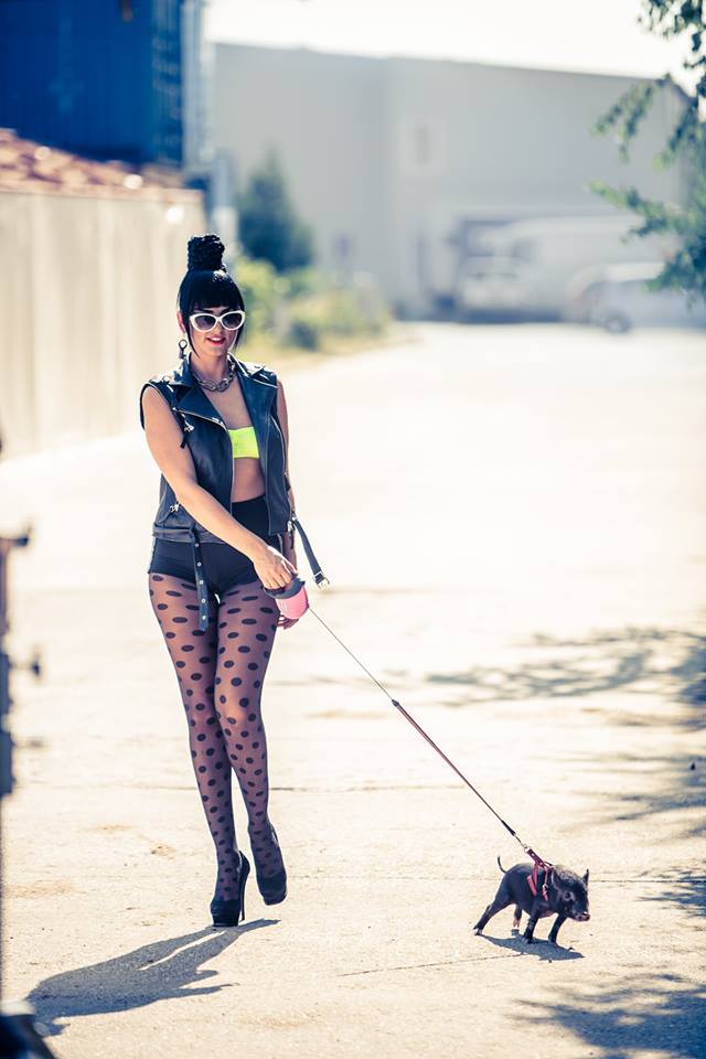 Fanii Laviniei i-au transmis ca s-a ingrasat