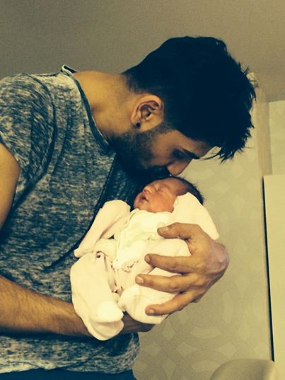 Connect-R va face botezul pana la Paste