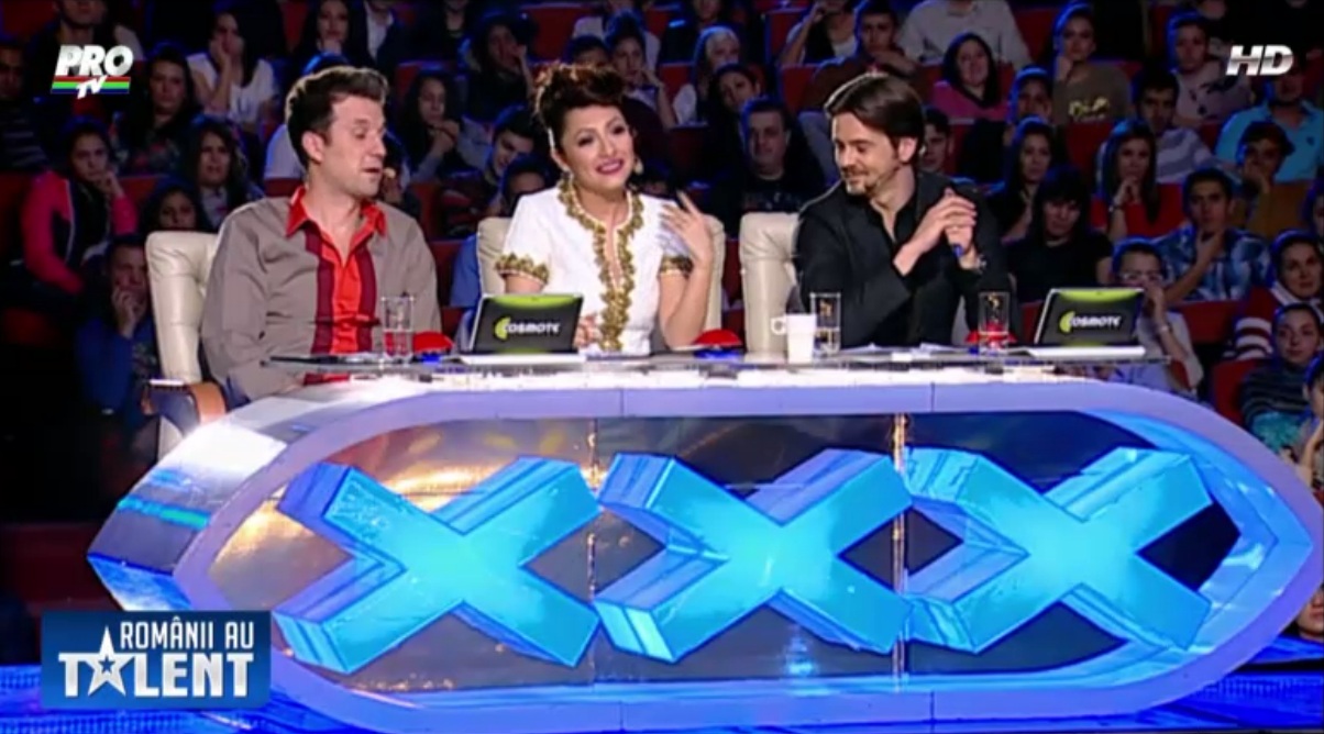 Membrii juriului au fost impresionati de vocea lui Teo