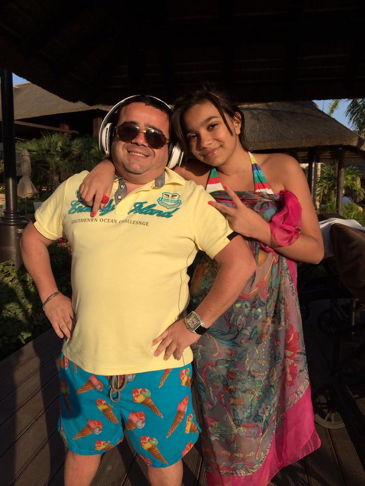 Adrian este foarte mandru de copiii lui