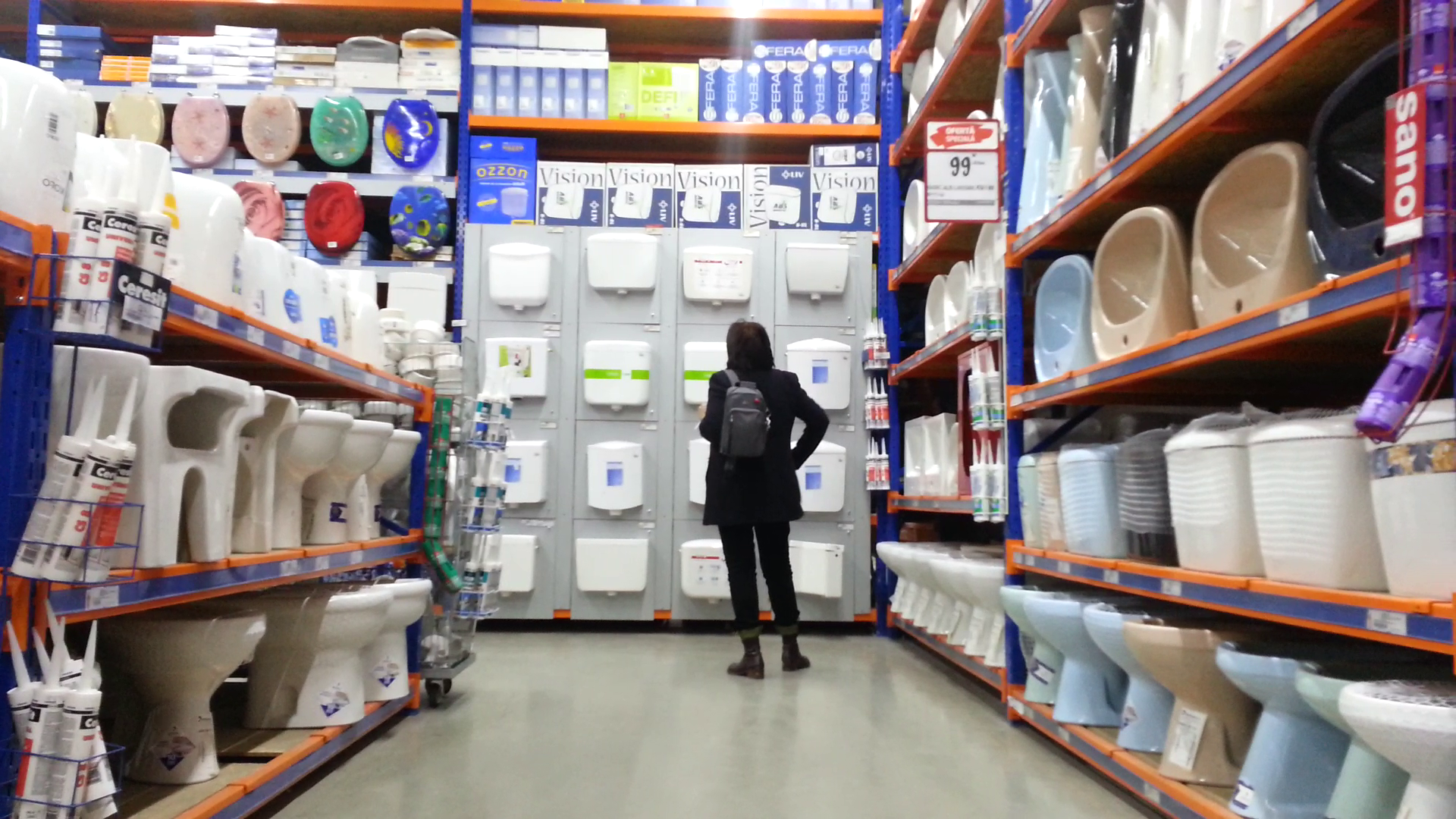 I-au facut cu ochiul si instalatiile sanitare