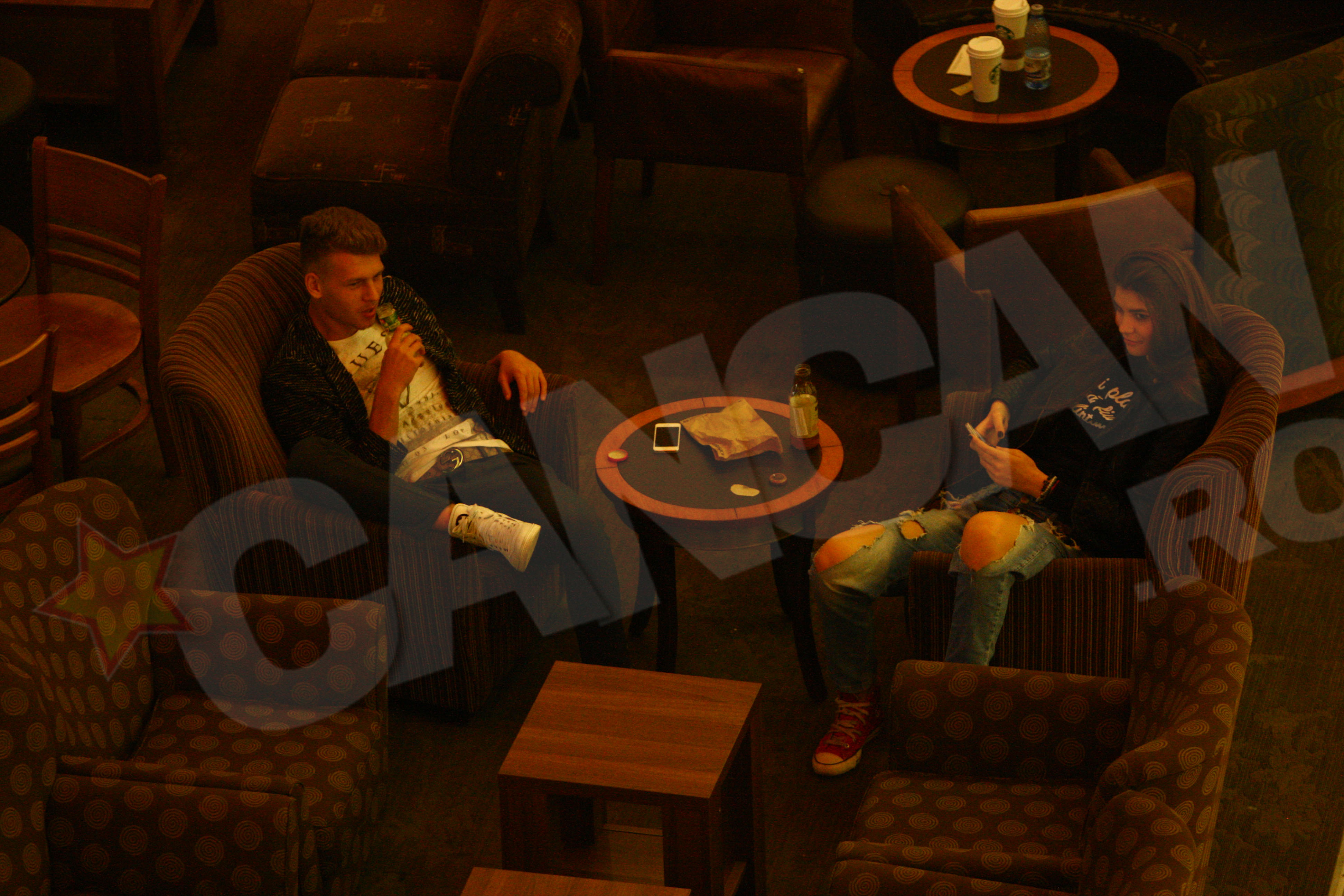 Tarnovan a baut un suc impreuna cu bruneta misterioasa