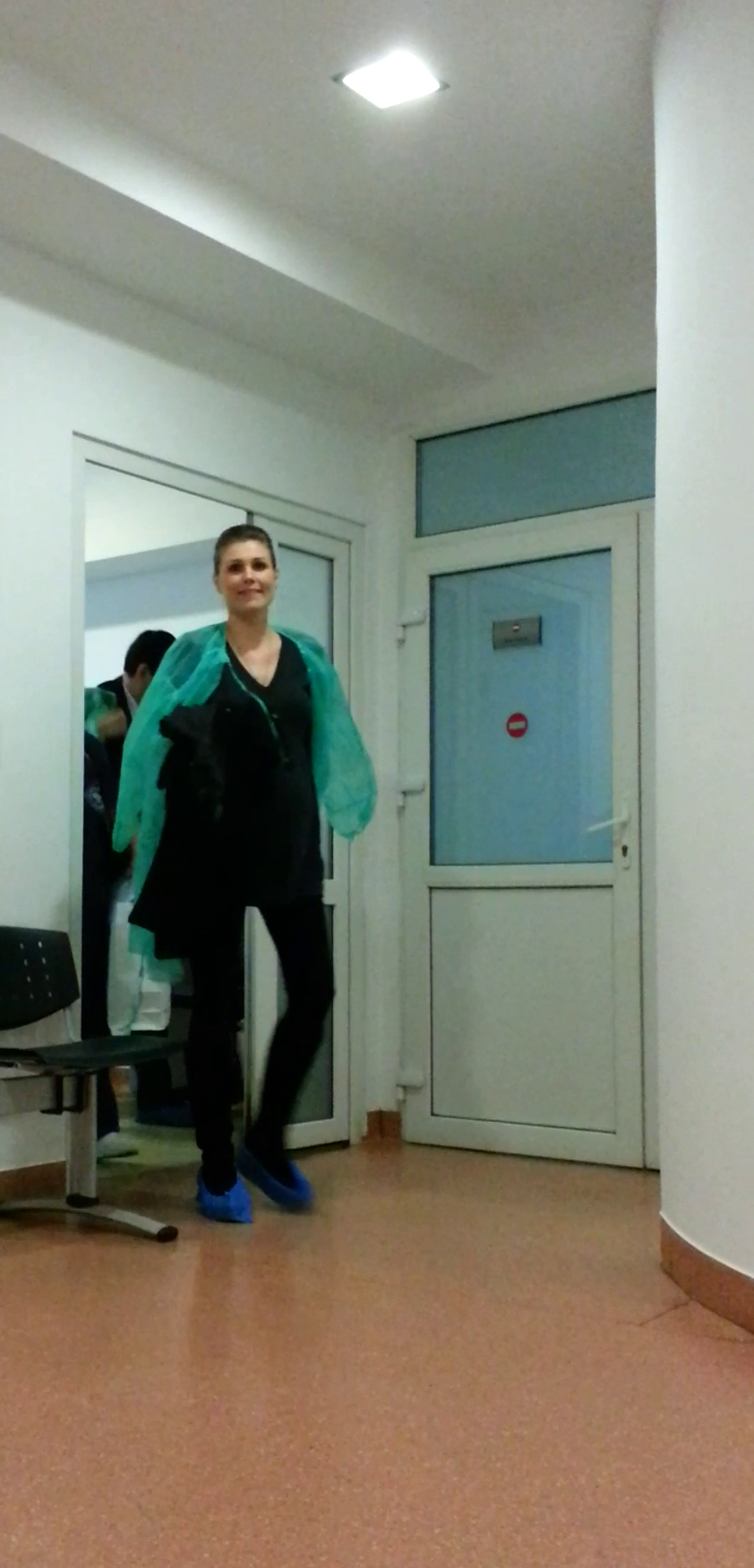 Cantareata a devenit mamica pentru a doua oara, in cursul acestei zile