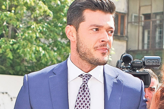 Victor Slav vrea sa duca divortul pana la capat