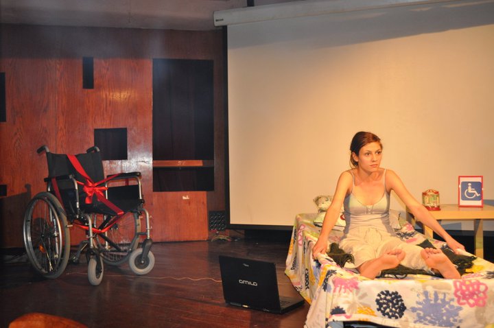 Ada, intr-una dintre piesele de teatru in care a jucat de-a lungul timpului foto: Facebook